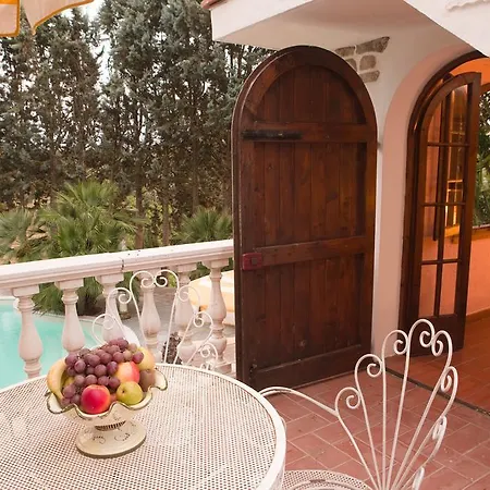 Podere San Lorenzo Farm stay *